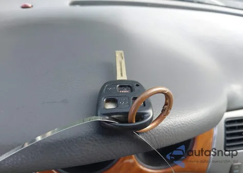 2005 Lexus Es 330 z USA, uszkodzony, nr VIN JTHBA30G955119758